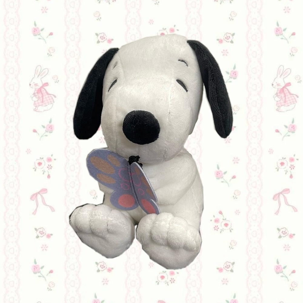 Hallmark Peanuts Snoopy Holding Butterfly Collectable Plush